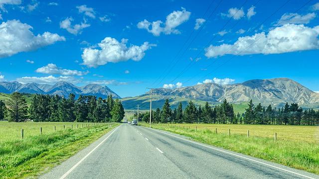 川藏線租轎車自駕進藏可以嘛？費用怎么計算？