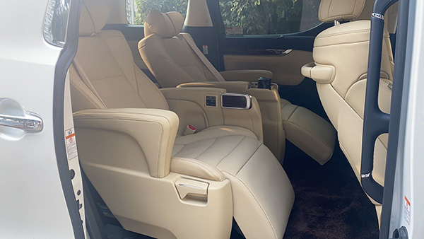 成都租埃爾法商務車