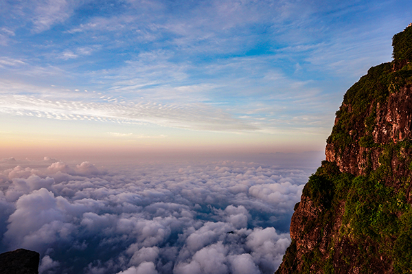 成都旅游租車 成都旅游租車